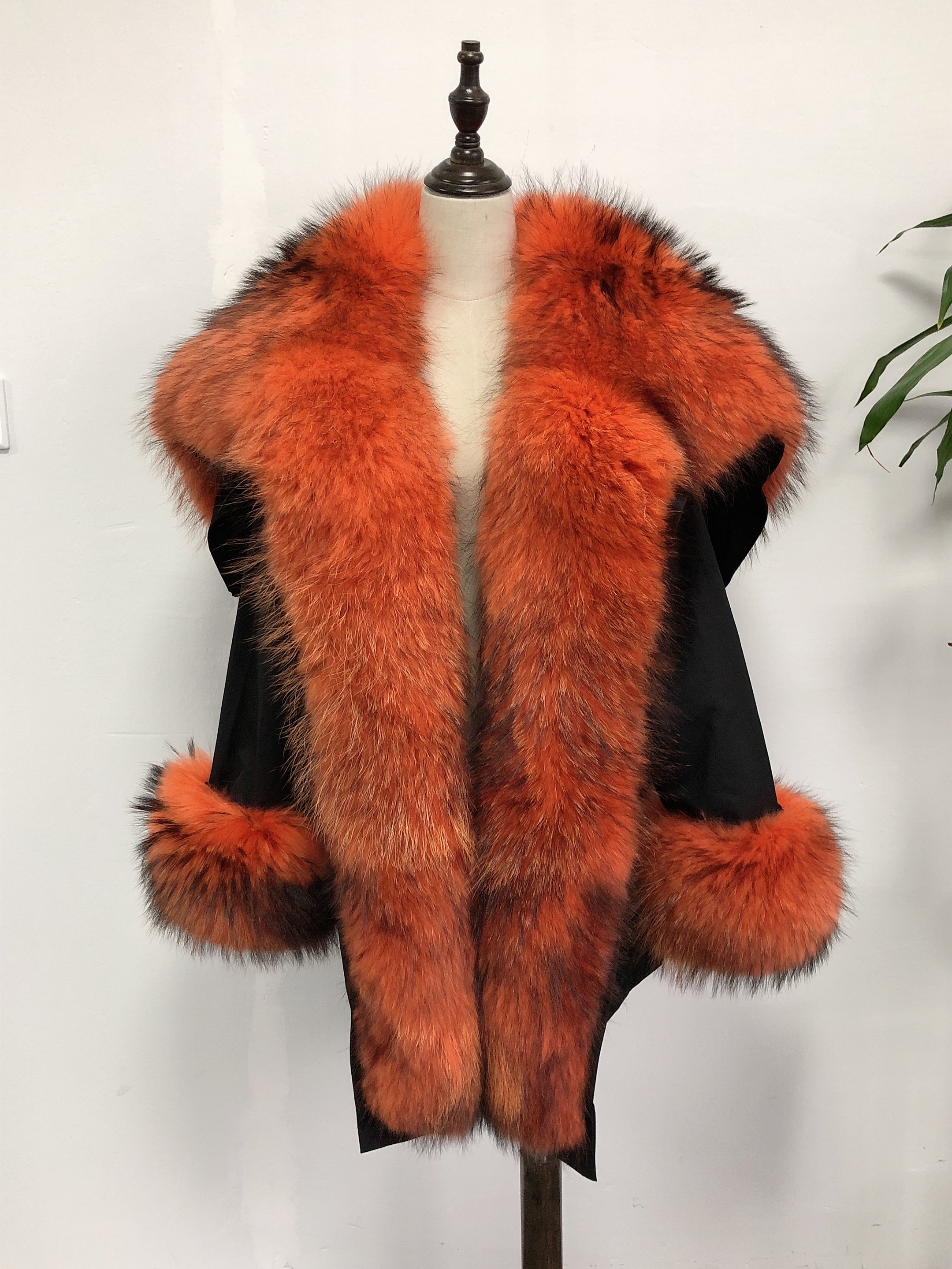 Orange raccoon fur
