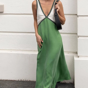 Vestido de gasa sin mangas con cuello en V hasta el suelo con patrón sólido Cintura natural Método tejido a juego - Product Image 1