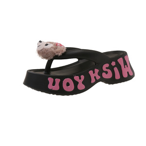 Sandales tongs pour femmes, nouvelle collection printemps 2026, fabrication sur mesure, vente en gros, <span class=keywords><strong>semelle</strong></span> épaisse, antidérapantes, pour l'été, vêtements d'extérieur - Product Image 1