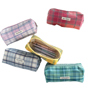 Étui à crayons en tissu à carreaux, pochette à fermeture éclair, sac de papeterie minimaliste pour l'école et le bureau - Product Image 1