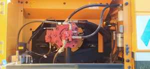 Excavatrices Hyundai d'occasion Hyundai 330Lc-9s Excavatrice sur chenilles 30 tonnes Excavatrices en bon état Brise-roche Godet d'excavatrice - Product Image 4