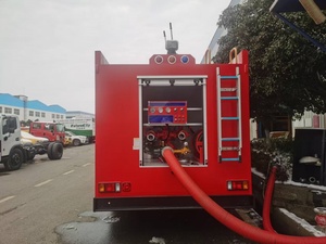 รถดับเพลิงอีซูซุ 8 ตัน 4x2 ดีเซล แบบกำหนดเองจากโรงงาน พร้อมถังน้ำและโฟม - Product Image 4