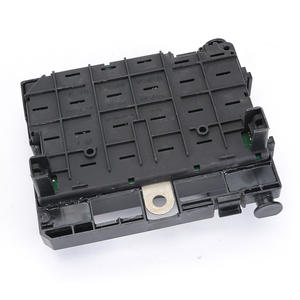 Boîtier de fusibles pour pièces automobiles 9675879180 pour Peugeot 206 207 306 307 406 807 Citroën C3 C5 C8 B5 – Ensemble de boîtier de fusibles - Product Image 2