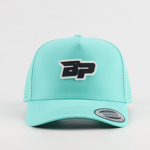 Gorras Deportivas de Secado Rápido de Alta Calidad al por Mayor de Fábrica, Gorra de Golf con Logotipo de Silicona Personalizado, Color Azul Cielo, Perforada con Láser - Product Image 2