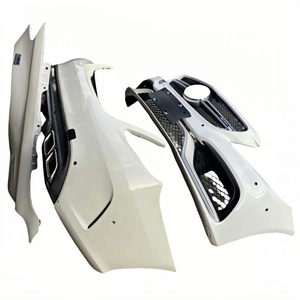 Bộ body kit Mercedes-Benz C-Class W205 AMG C63, chắn bùn mới, cản trước và sau có lỗ lắp đèn sương mù - Product Image 2