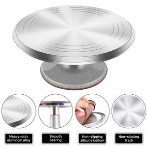 Plateau tournant personnalisé en alliage d'aluminium argenté de 12 pouces pour gâteaux, idéal pour les fêtes d'anniversaire (vente en gros) - Product Image 4