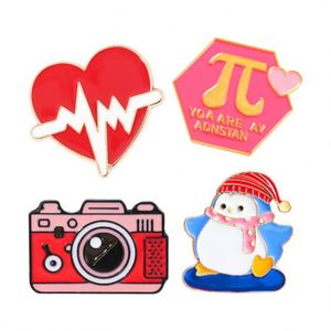 Pin de Esmalte Suave Personalizado, Pin de Solapa de Esmalte Duro con Diseño de Anime de Moda, Pin de Esmalte con Diseño Lindo - Product Image 3