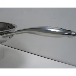 กระทะสแตนเลสเปิดสุดหรูคลาสสิกพร้อมดีไซน์เหนือกาลเวลาสำหรับการใช้งานทั่วไป - Product Image 1