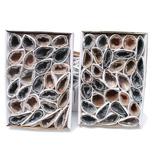 도매 가격 고품질 천연 우루과이 오닉스 마노 불규칙한 모양의 큰 드 루드 오드 크리스탈 스톤 견본 상자 - Product Image 2