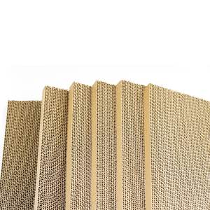 กระดานลับเล็บแมวความหนาแน่นสูงและกระดาษลูกฟูกของเล่นสัตว์เลี้ยงแบบโต้ตอบจากโรงงานการ์ตูนสไตล์ยั่งยืน - Product Image 4