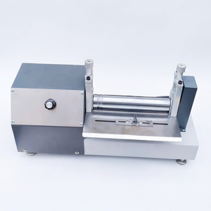 Petite machine à refendre le cuir électrique automatique à moteur, contrôlée par PLC, avec vitesse réglable par engrenage, tension 220V/110V - Product Image 1