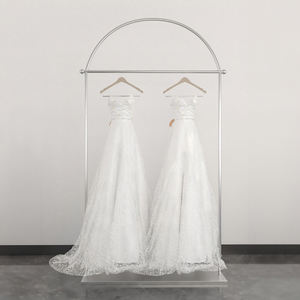 <span class=keywords><strong>Tienda</strong></span> de boutique nupcial, bastidores de ropa bonitos de alta resistencia y soporte de ropa, estante de exhibición de vestido de boda para colgar ropa - Product Image 6