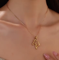 Collier en acier inoxydable avec silhouette de tête de cheval, bijoux sur le thème des animaux, unisexe, cadeau pour fête, anniversaire