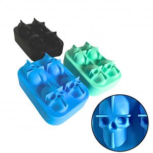 Moule à glaçons en silicone 4 cavités, facile à démouler, flexible pour congélateur, whisky, cocktails et boissons froides - Product Image 1
