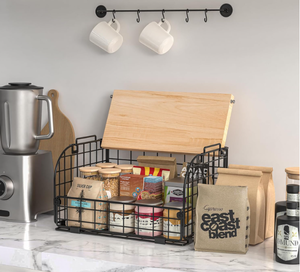 Set di 2 Cestini Impilabili in Filo Metallico con Coperchio Apribile per Cucina, Organizzazione Dispensa e Stoccaggio - Product Image 4