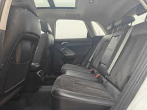 <span class=keywords><strong>Audi</strong></span> Q3 <span class=keywords><strong>35</strong></span> TFSI <span class=keywords><strong>S</strong></span> <span class=keywords><strong>Line</strong></span> Style Edition 2020 - Product Image 6