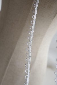 Boutons de mariée élastiques blancs neige, garniture à boucle ample pour les robes - Product Image 2