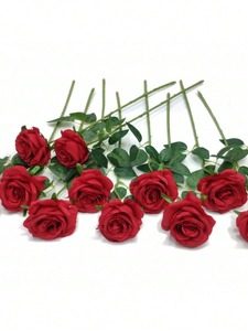 <span class=keywords><strong>Bouquet</strong></span> da Sposa Artificiale con Rose Rosse, Fiori Finti Realistici in Velluto, Decorazione Floreale, Rose Artificiali, Regalo per San Valentino, Festa di Matrimonio - Product Image 6