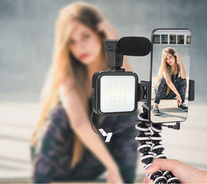 KIT-03LM Smartphone vidéo filaire Microphone support de téléphone trépied support lumière LED Vlogging Kits micro pour Youtube <span class=keywords><strong>TikTok</strong></span> Live - Product Image 6