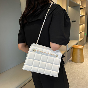 Bolso Bandolera para Mujer con Textura a Cuadros, Diseño Cuadrado Pequeño y Cadena de Hombro, Estilo Moderno, Superventas 2026 - Product Image 3