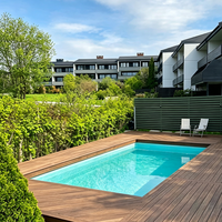Planches de terrasse WPC co-extrudées carrées à grain lisse, anti-rayures, à emboîtement, pour extérieur, résistantes à l'humidité et antidérapantes