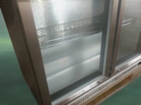 Offre Spéciale trois portes bouteille refroidisseur affichage vitrine boisson réfrigérateur arrière bar refroidisseur cuisine équipement bière refroidisseur
