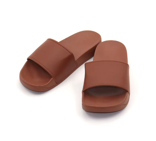 สีน้ำตาล