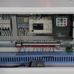 Machine à chants de bord <span class=keywords><strong>9</strong></span> fonctions, automatique, haute vitesse, robuste, pour panneaux à base de bois, machine à chants de bord automatique - Product Image 5