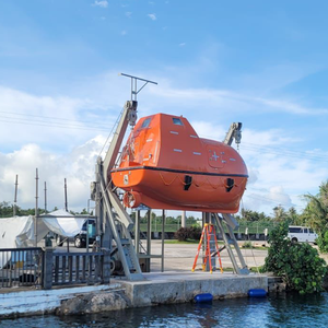 เรือชูชีพแบบปิดสำหรับกรณีฉุกเฉิน ผลิตจากไฟเบอร์กลาส ใช้บนเรือ ของจีน - Product Image 3