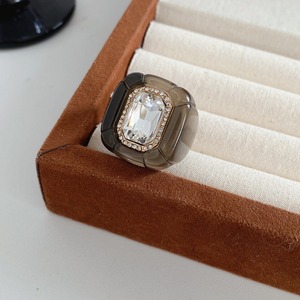 Cincin Jari Resin Vintage Berhiaskan Batu Rhinestone Bentuk Persegi Cincin Akrilik Warna-warni Populer untuk Wanita - Product Image 4
