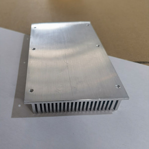 Dissipateur thermique en aluminium Yimeida à dents haute densité pour onduleur de stockage d'énergie photovoltaïque - Product Image 1