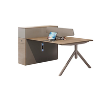 Bureau Bureau Bureau Personnel Bureau Simple Moderne Écran Station Casier Partition Employé Bureau D'ordinateur