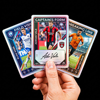 Cartes de jeu TCG personnalisées avec impression holographique laser sur carton épais et panneau de statistiques du joueur – Fabrication en usine