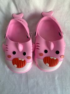 Pantoufles roses de dessin animé avec boucle, semelle de 15 mm, semelle extérieure en EVA rembourrée, toutes saisons, bout rond, tige en plastique, doublure en PVC - Product Image 6