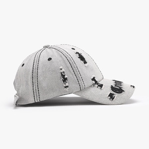 Cappello da Baseball in Denim alla moda con lettere di rottura in stile retrò lavato con lettere di rottura personalizzate all'ingrosso - Product Image 3