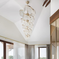 Luminaire en cascade en verre moderne ANNO pour la conception d'escaliers de villas de luxe