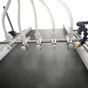 Machine de remplissage automatique de liquides à cinq têtes avec pompe magnétique, haute précision, 220V, garantie 1 an, pour flacons et savon liquide - Product Image 2