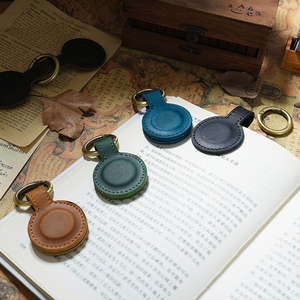 YY Quick Shipping Leather Magnetic Bookmark Creative Retro Genuine Leather Magnetic Book Marker Key Ring Design Book Marker Clip