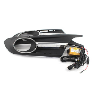ไฟวิ่งกลางวันแบบกระจังหน้าพร้อมกรอบไฟตัดหมอกแบบ LED สำหรับรถยนต์ Volkswagen Sagitar ปี 2011-2014 จากงานแสดงสินค้าฮ่องกง - Product Image 4
