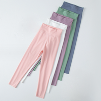 Vente en gros de vêtements d'entraînement doux et hautement extensibles pour enfants leggings de sport respirants et minces en nylon pour enfants pantalons de yoga pour enfants leggings de yoga pour enfants