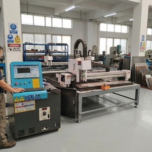 โต๊ะเลเซอร์ไฟเบอร์แบบพกพาสำหรับงานพื้นฐาน กำลังไฟ 1000W 1500W สำหรับงานแผ่นเหล็กบางประจำวัน - Product Image 3