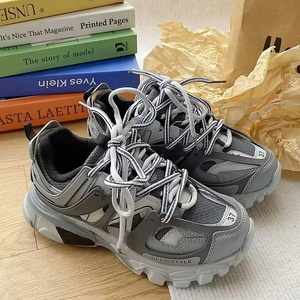 รองเท้าผ้าใบผู้ชายดีไซน์หรูหรา สไตล์ Chunky แบบผูกเชือก สำหรับฤดูใบไม้ร่วง/ฤดูหนาว รองเท้าลำลองแนว Dad Shoes น้ำหนักเบา ระบายอากาศได้ดี เหมาะสำหรับทุกเพศ - Product Image 2