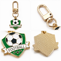 Porte-clés en métal personnalisé de qualité supérieure, design de ballon de sport 3D, porte-clés durable en alliage de zinc pour les fans de football, cadeaux