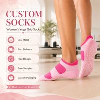 Chaussettes de sport en coton jacquard roses personnalisées OEM avec échantillon gratuit, antidérapantes, pour femmes, entraînement à domicile, yoga, pilates, modèle KT-0026-374