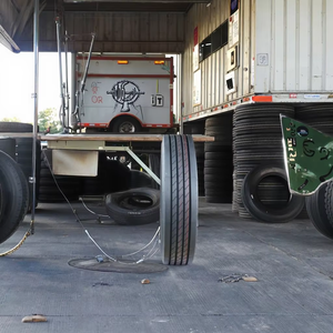 295/<span class=keywords><strong>75</strong></span> 22.5 11R22.5 285/75R24.5 11R24.5 315/80R22.5 Pneus de camion Steer Drive Trailer Position Offre Spéciale sur les marchés américains - Product Image 1