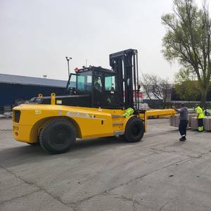 Carretilla elevadora de servicio pesado de 16 toneladas, restaurantes, talleres de reparación de maquinaria, granjas con motor central, engranaje de motor, caja de cambios, cojinete PLC - Product Image 2