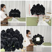 Boules de fleurs artificielles roses bleues et blanches réalistes faites à la main les plus populaires pour centres de table de mariage et décorations de fond