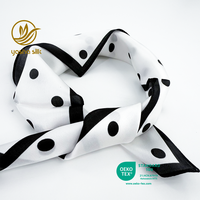 Écharpe de mode en soie de mûrier 100% de haute qualité avec logo personnalisé, idéale pour les cadeaux d'entreprise et les articles promotionnels de marque