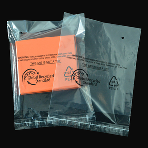 100% リサイクルされたLDPEPolybags GRSPR Anti Suffocation警告透明クリア30% <span class=keywords><strong>PE</strong></span>ポストコンシューマーポリ衣類バッグ付き - Product Image 1