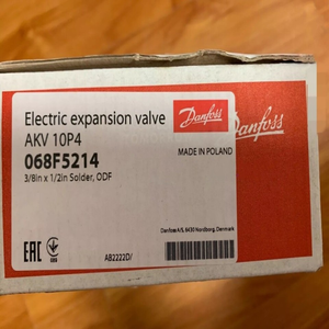 Danfoss 068F5214 AKV 10P4 Expansión Electrónica - Product Image 1
